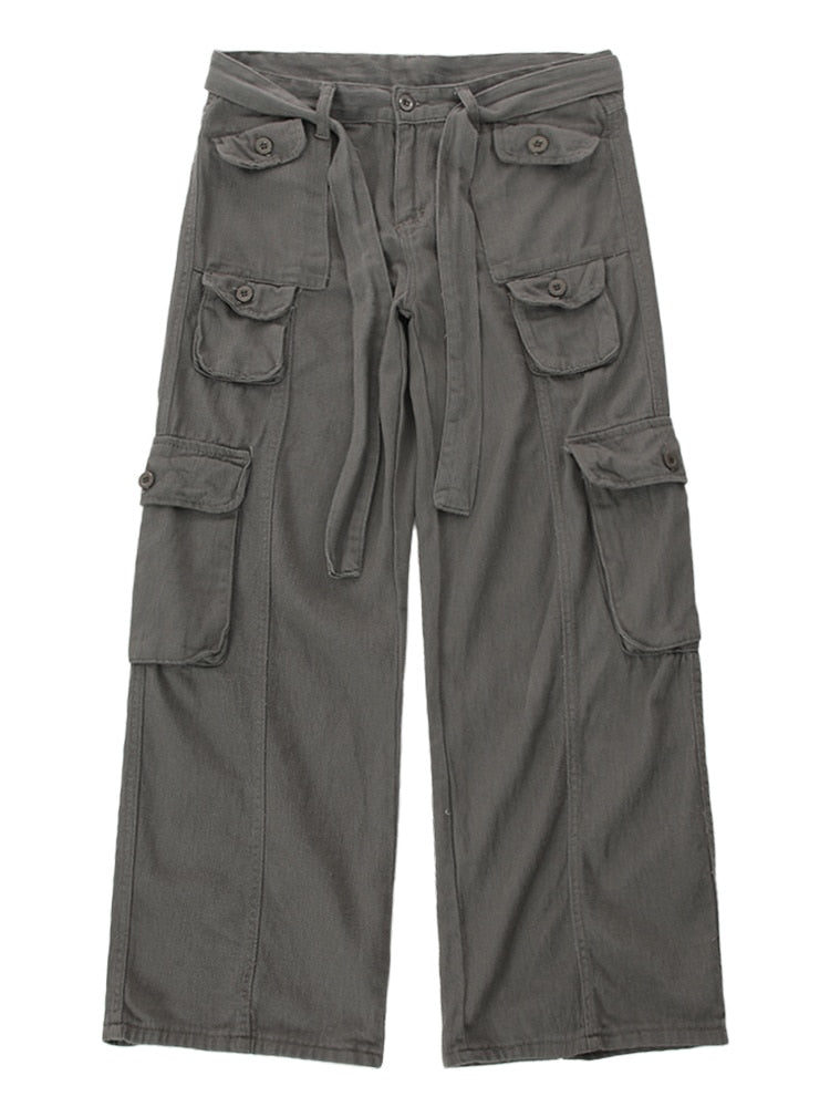 Black 2KWRLD loose cargo pants displayed, featuring relaxed fit and multiple pockets for a casual streetwear look.