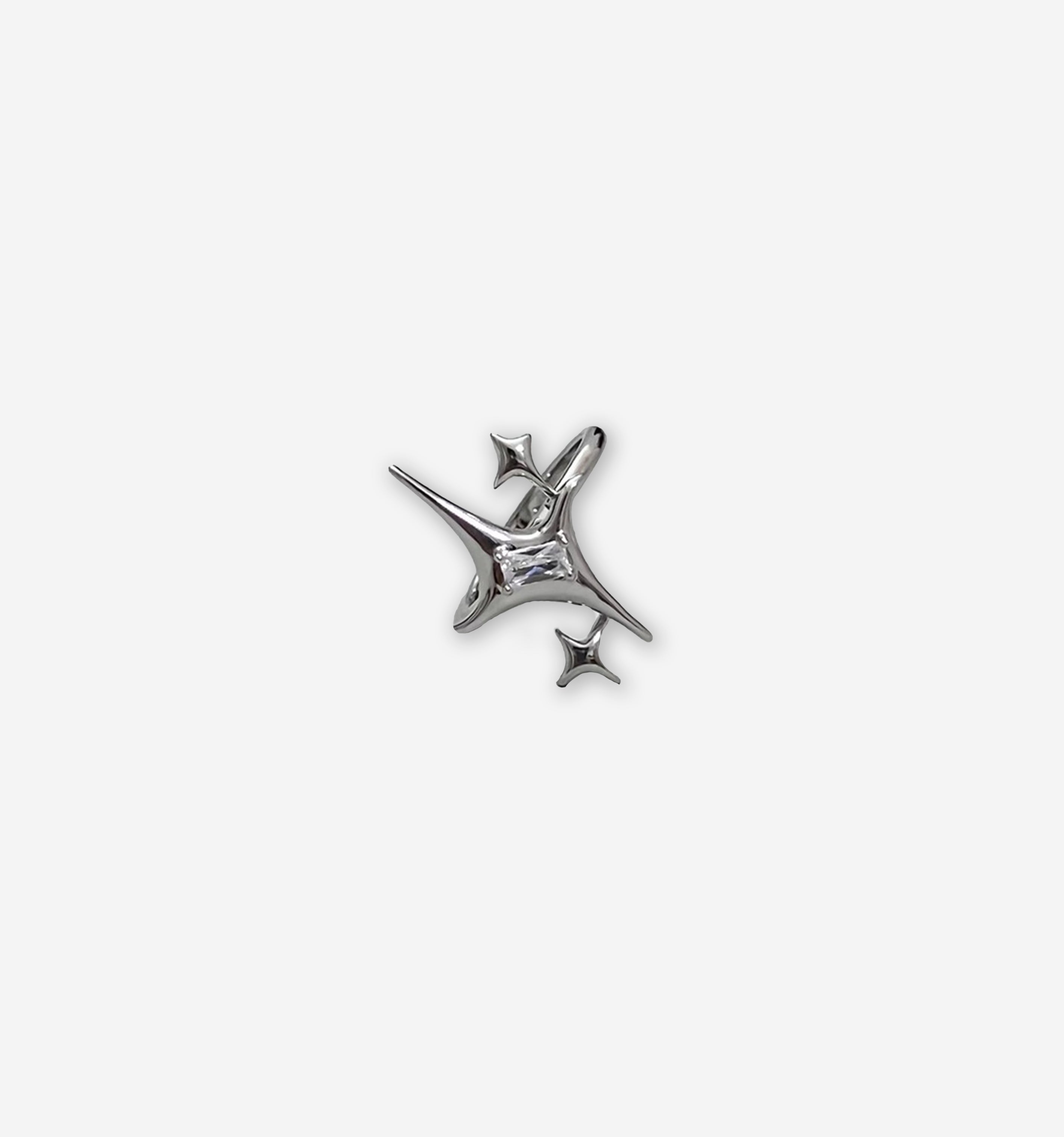 Gold Starcluster Ring by 2KWRLD featuring a detailed star design and sleek band, perfect for stylish jewelry collection.