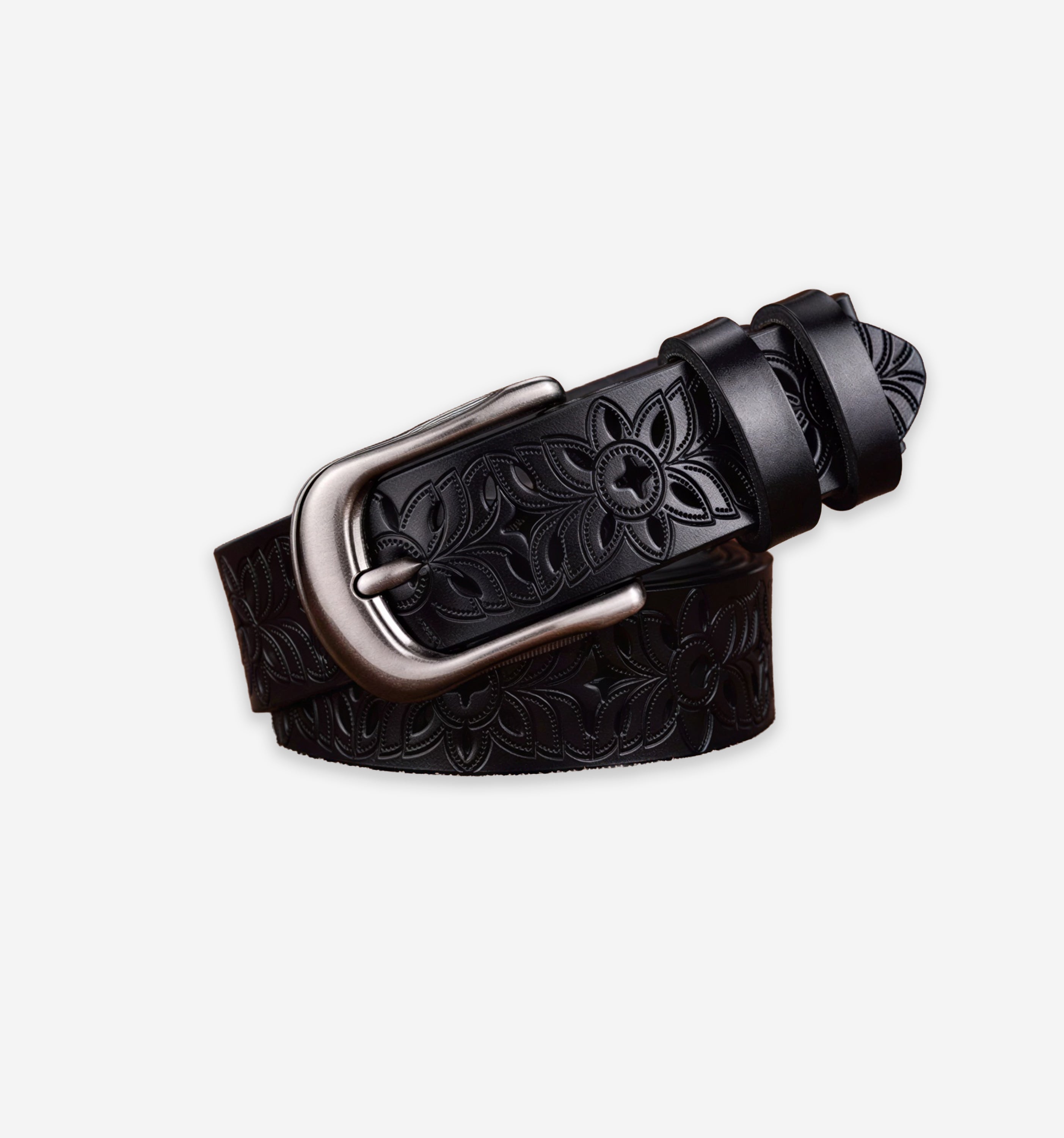 Leather Sheridan belt by 2KWRLD featuring a classic buckle and textured strap for stylish casual wear.