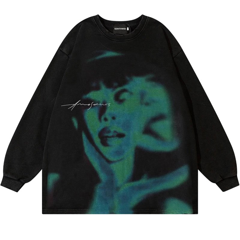 2KWRLD™ Heat Girl Sweatshirt - 2K WRLD