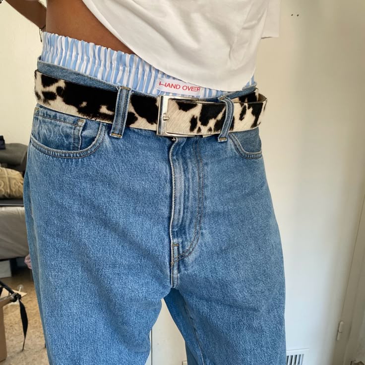 Cow Belt - 2K WRLD