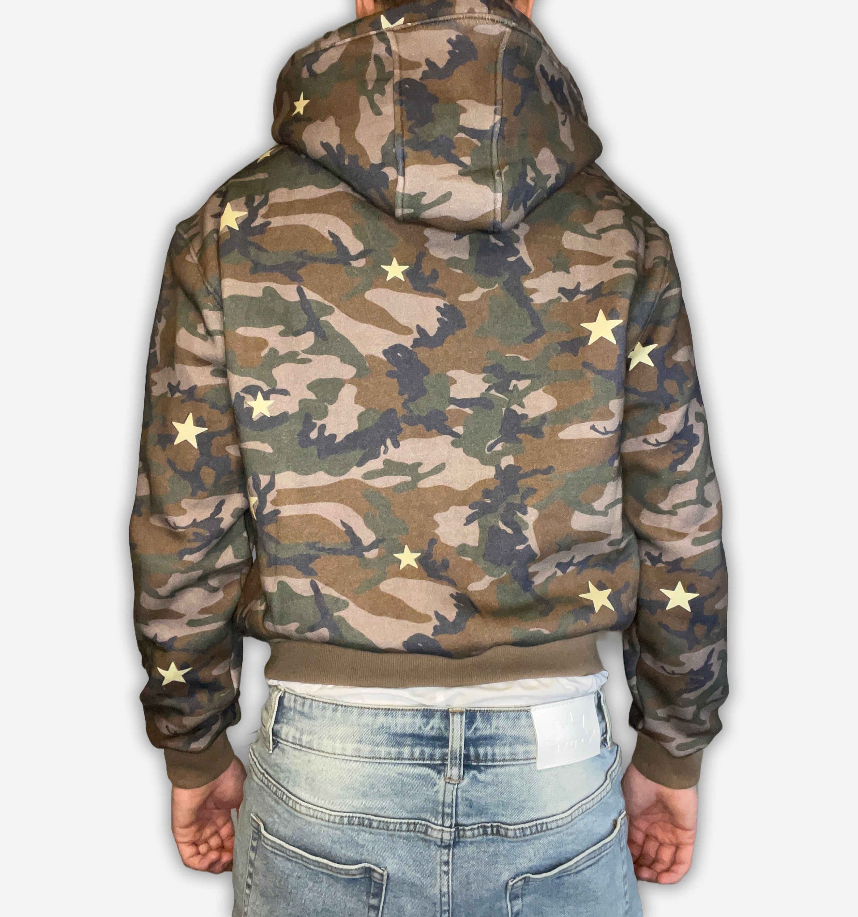 Light gray camo star hoodie from 2KWRLD featuring a hood, long sleeves, and a star pattern on the front.